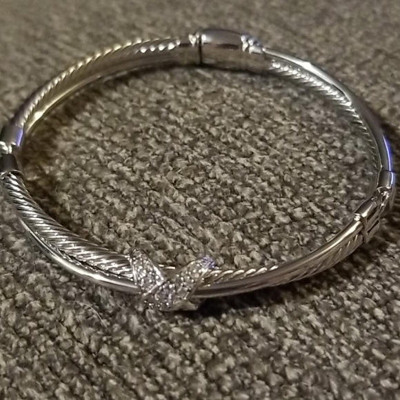 White Cubic Zirconia Classic Cable Bangle - Picture 10 of 10